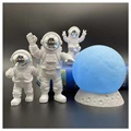 Figurine Decorative Astronauți cu Lampă Lună - Argintiu / Albastru