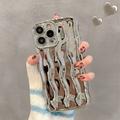 Carcasă 3D Linear Wavy pentru iPhone 13 Pro