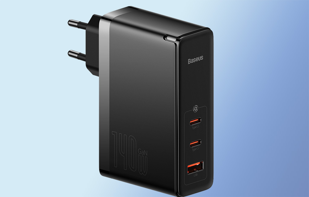Baseus GaN5 Pro 140W încărcător de perete cu cablu de încărcare USB-C - 2xUSB-C, USB-A - negru